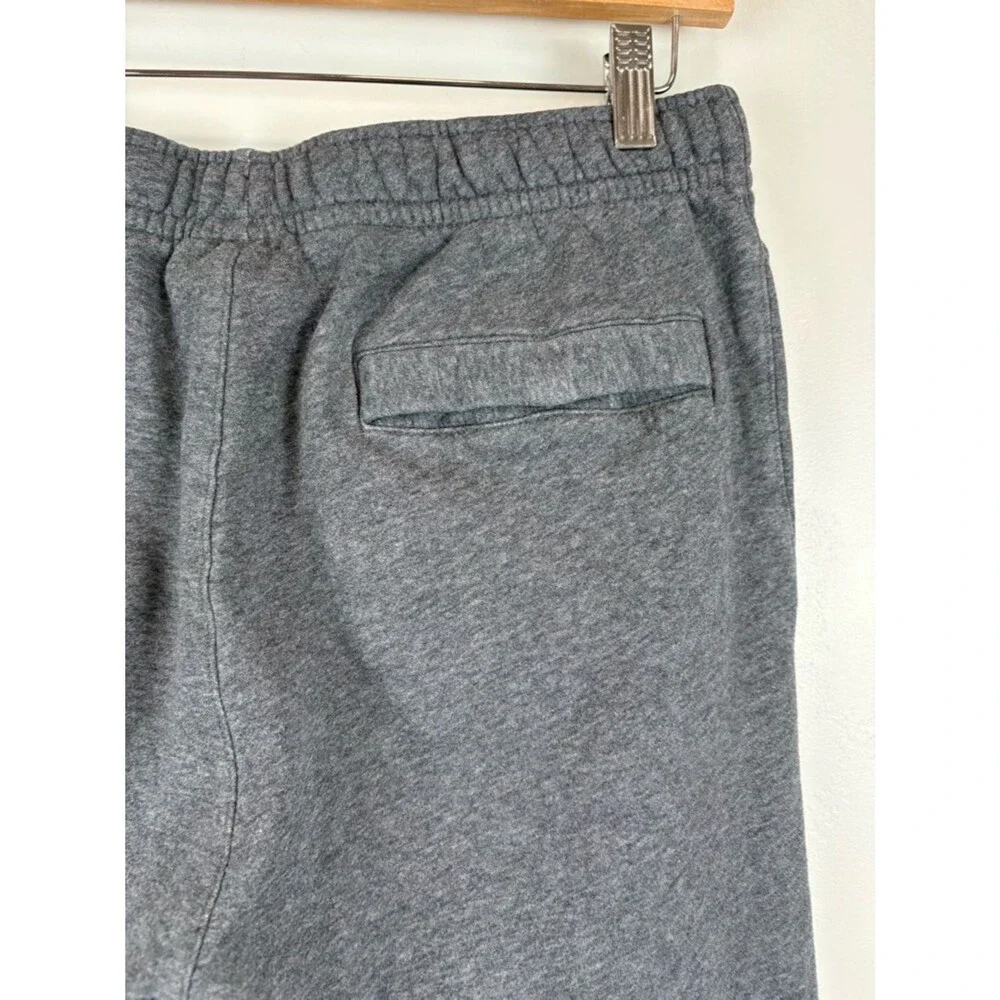 Nike Sportswear Club Fleece Pants Men's Size Medium Grey Sweatpants